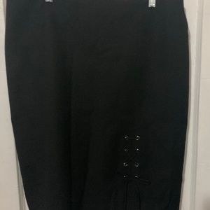 TALBOTS Black midi skirt with crisscrossed laced up detail